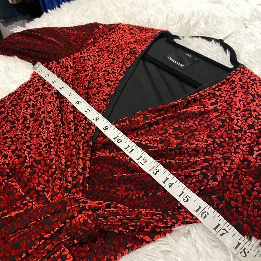C/MEO Breakthrough Velvet Long Sleeve Tie Front Dress in Black and Red Medium